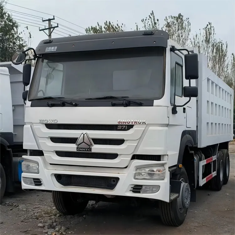 Trailer dump belakang 6 × 4